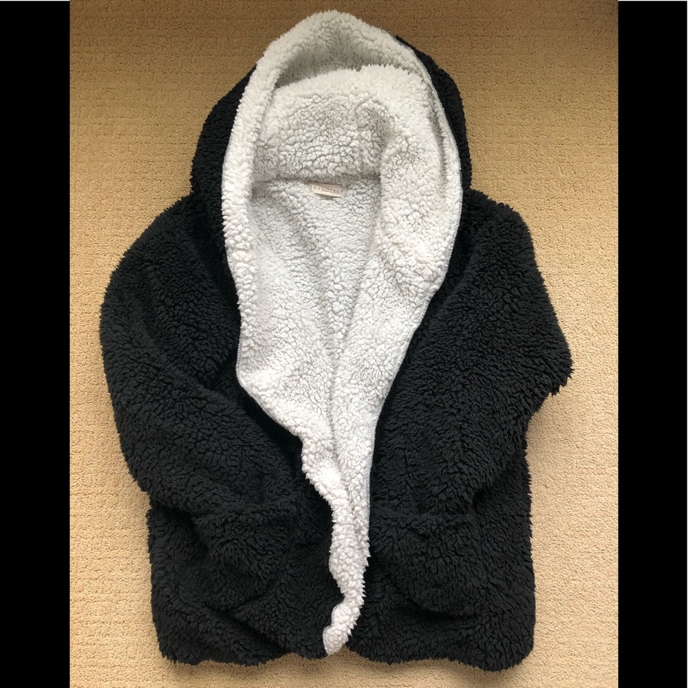 Snowfall Reversible Pocketed Soft Sherpa Jacket